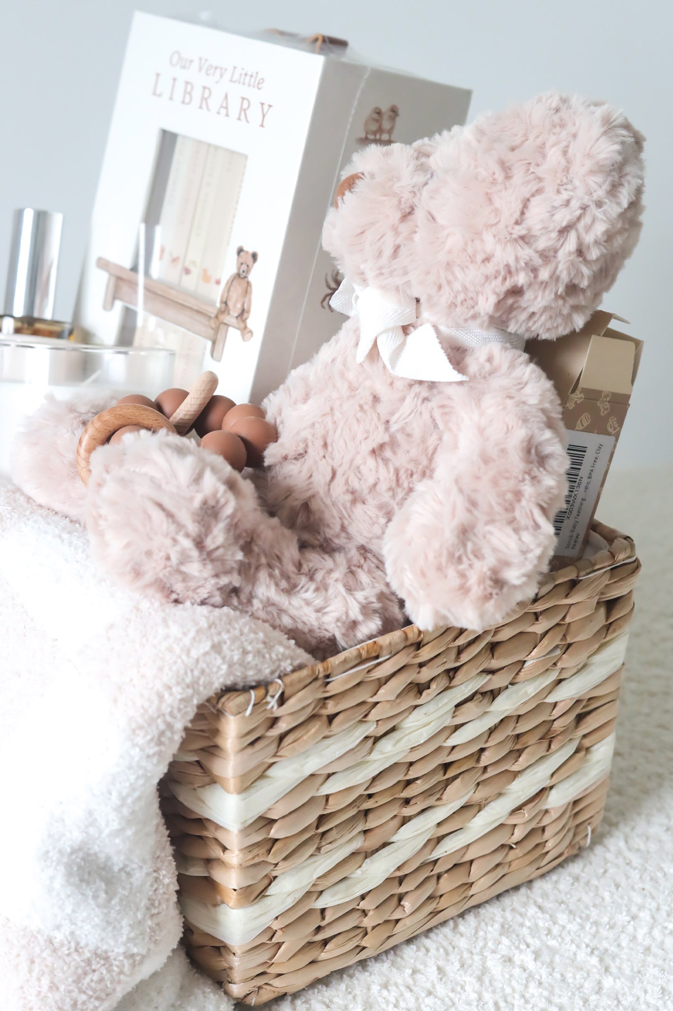Luxe Neutral Baby Gift Basket