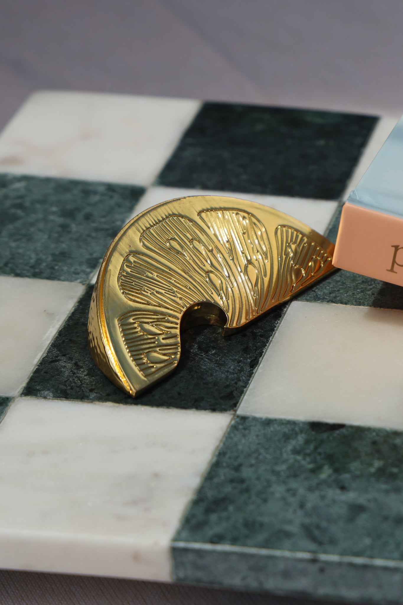 Citrus Curve – Gold Lemon Opener