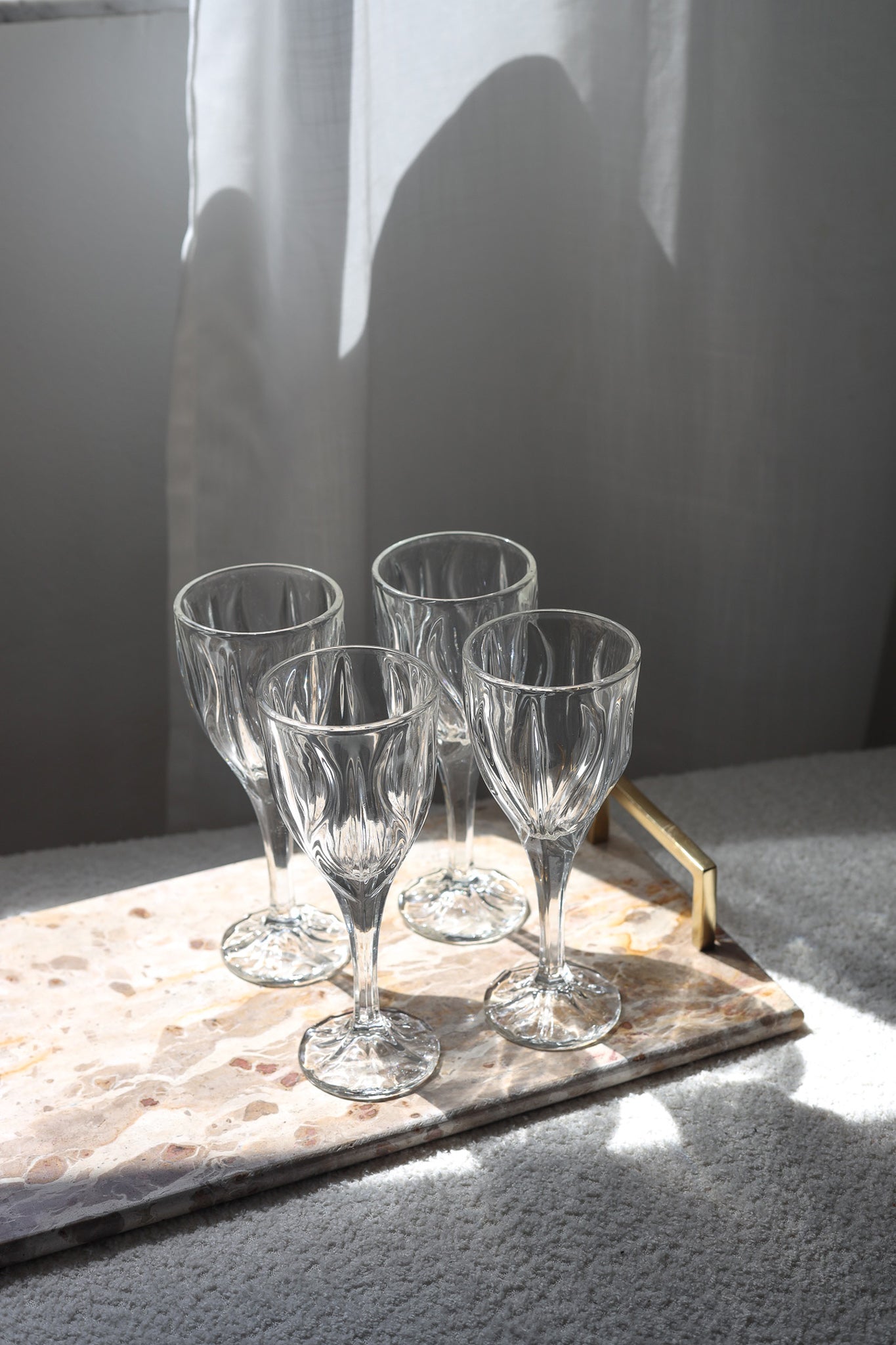 Clear Swirl Stemmed Glasses – Set of 4