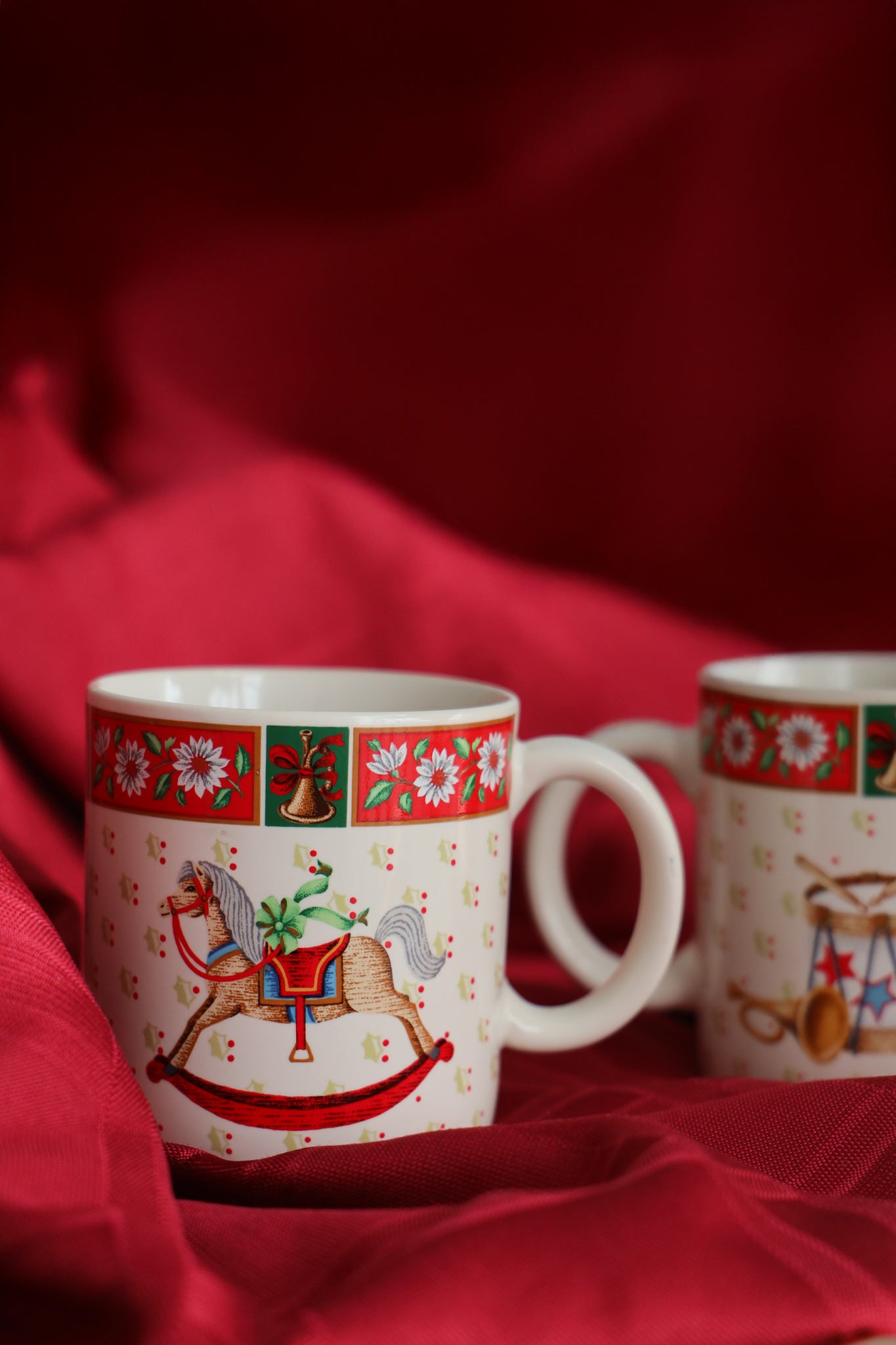 Rocking Horse Holiday Mug Set