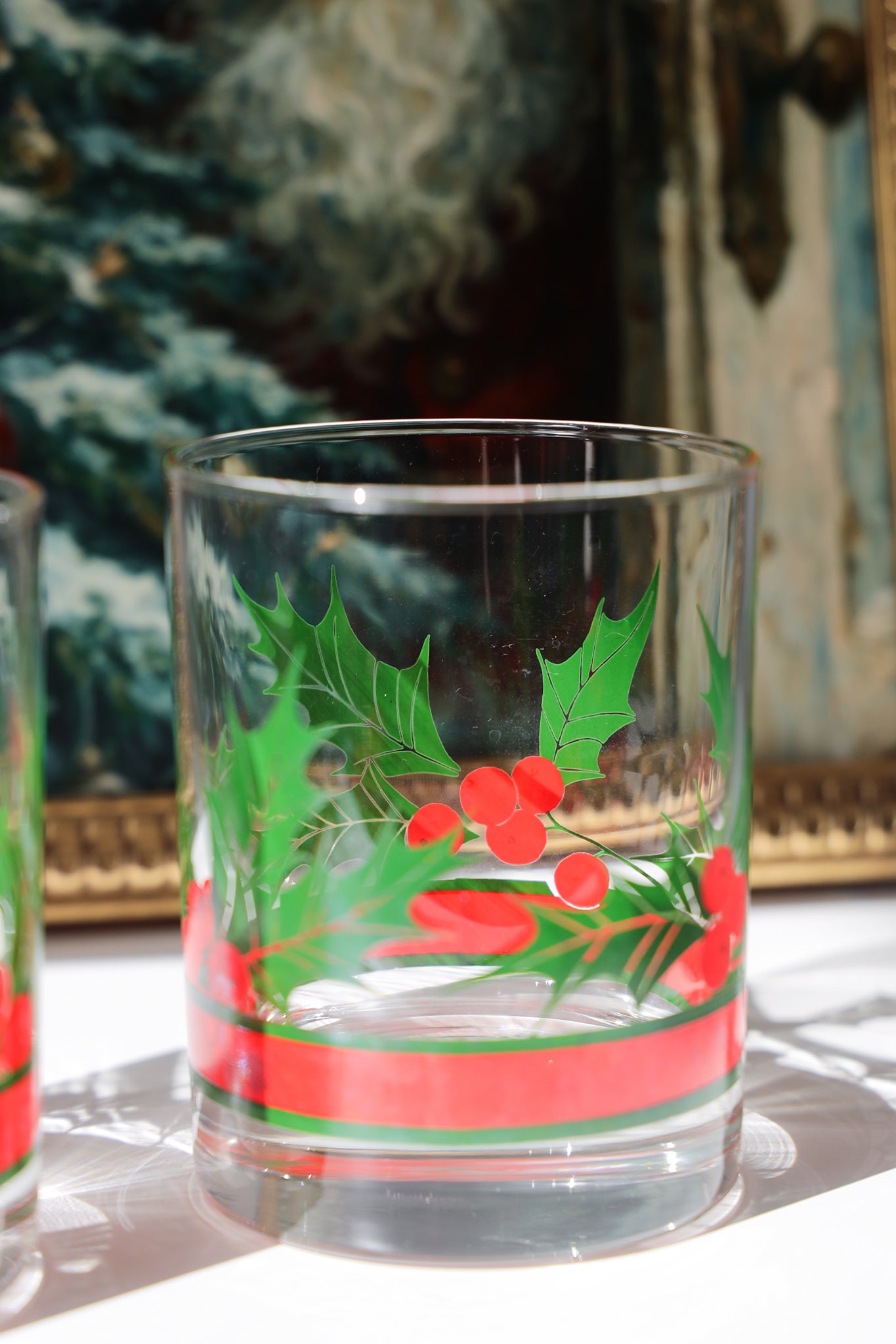 Holly & Berries Christmas Glasses — Set of 2