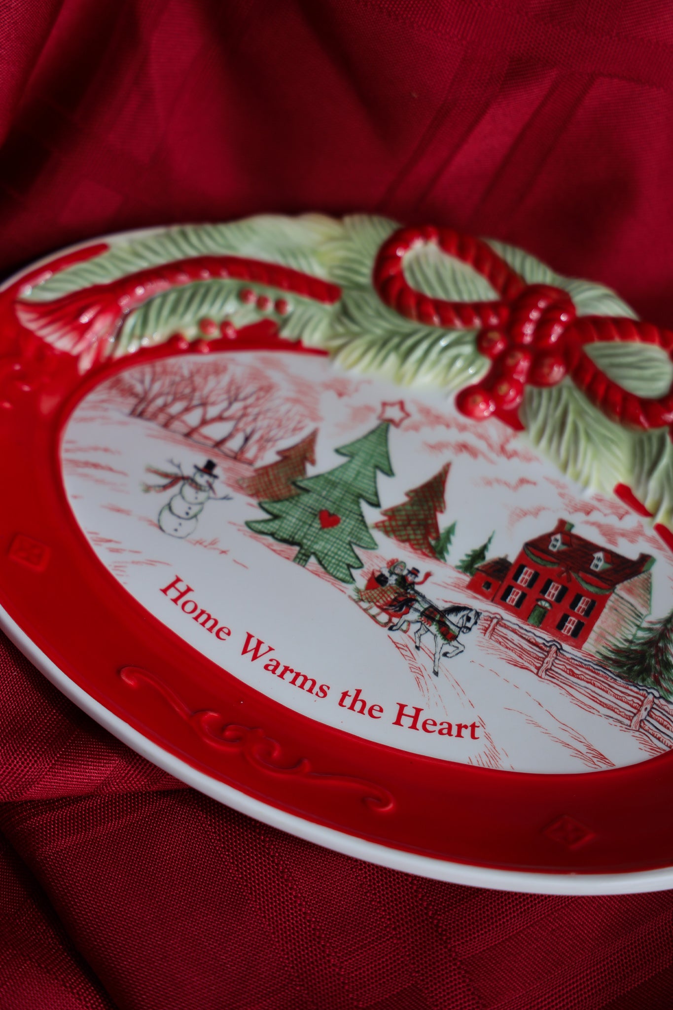 Home Warms the Heart Holiday Cookie Plate