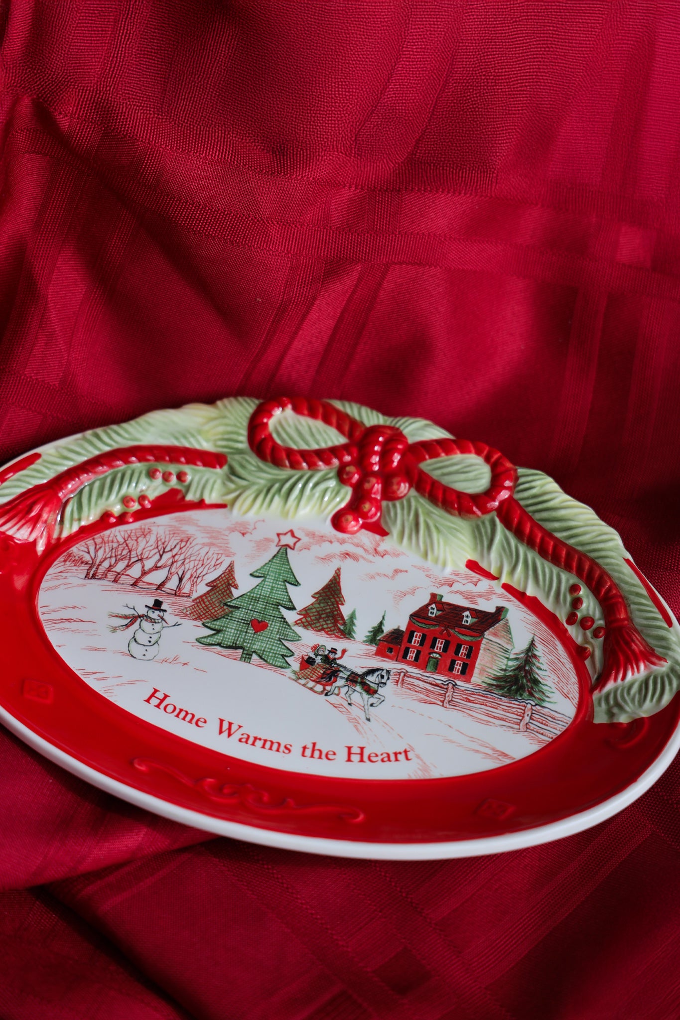 Home Warms the Heart Holiday Cookie Plate
